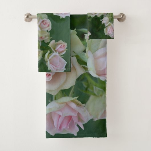 Mooie lichte roze rozen bad handdoek (Insitu)