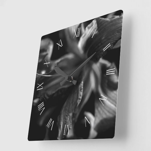 Mooie Lily Flowers Vierkante Klok (Hoek)