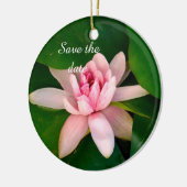 Mooie Lotus Bloem Foto Opslaan van de Datum Keramisch Ornament (Links)