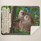 Mooie luiaard Schrift: Efeziërs 4:32 Sherpa Deken (Voorkant (horizontaal))