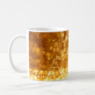 Mooie luxe gouden rode glitterachtergrond. koffiemok