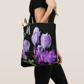 mooie M monogram  paarse krokusbloemen Tote Bag (Dichtbij)