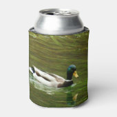 Mooie Mallard Duck glijden over het meer Blikjeskoeler (Blikje Voorkant)