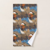 Mooie Mandarijnse eend bij de Pond Bad Handdoek (Handdoek)