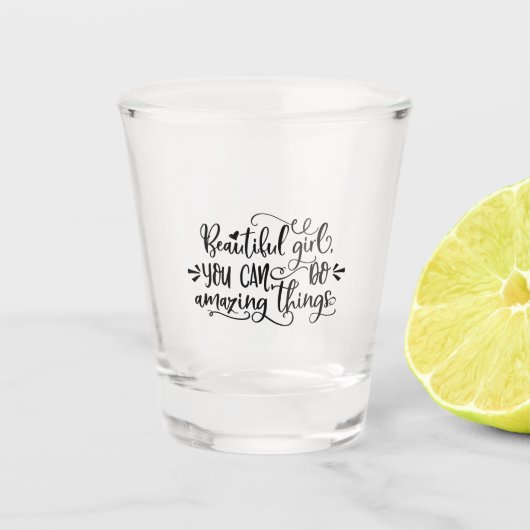 Mooie meid die je kunt verbijsterd meiden shot glas (Voorkant)