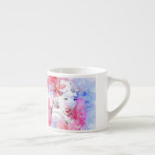 Mooie meid met bloemen. espresso kop (Rechts)