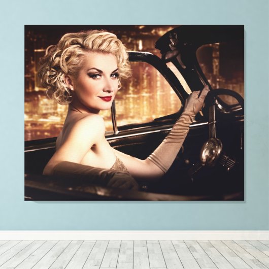 Mooie mensen trekken vrouwen terug in Converteerba Canvas Afdruk (Insitu (Houten vloer))