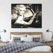 Mooie mensen trekken vrouwen terug in Converteerba Canvas Afdruk (Insitu (Slaapkamer))