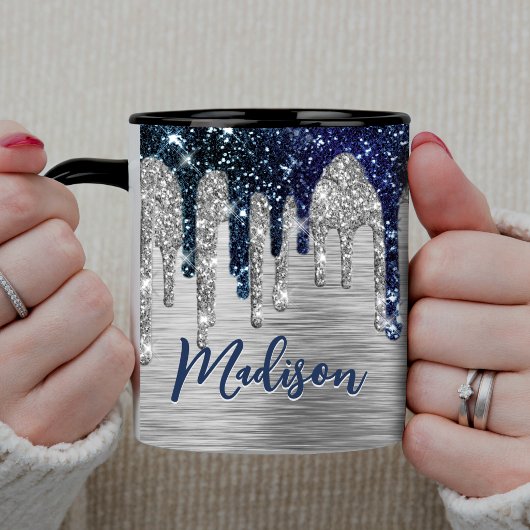 Mooie moderne blauwe glitterslettermonogram mok