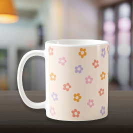 Mooie moderne gekleurde madeliefjespatroon koffiemok