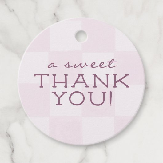 Mooie moderne roze geruite babyshower bedankjes labels (Voorkant)