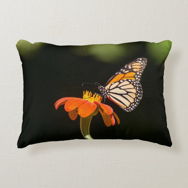 Mooie Monarch Butterfly Decoratief Kussen (Voorkant)