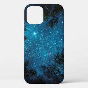 Mooie nachtelijke hemel, de Melkweg en de bomen.  Case-Mate iPhone Case