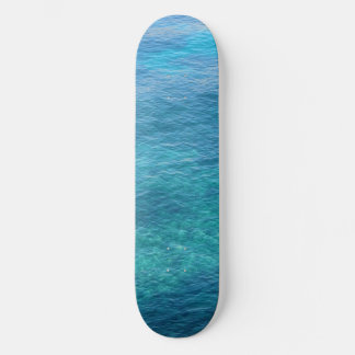 Mooie natuur blauwe oceaangolven persoonlijk skateboard