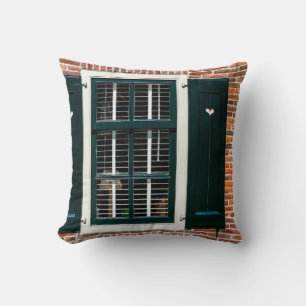 Mooie nederlandse traditionele huizen. Brick wall  Kussen