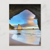 Mooie Ocean Rock Arch-formatie op strand Briefkaart (Voorkant)
