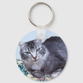 Mooie Ontspannen Kat Sleutelhanger (Achterkant)