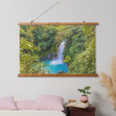 Mooie ontspannende Blue Unique Waterval in Oerwoud Hangend Wandkleed (Slaapkamer)