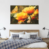 Mooie Oranje bloemen met Natuur van de vlinder Canvas Afdruk (Insitu (Slaapkamer))