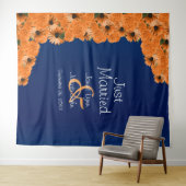 Mooie Oranje Roos en Marineblauw II Wandkleed (In Situ (horizontaal))