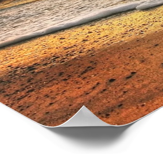 Mooie Oranje zonsondergang op het strand Poster (Hoek)