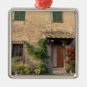 Mooie oude woning met bloemen bij San Gimignano Metalen Ornament