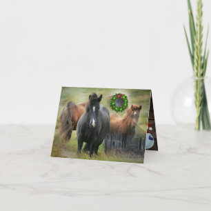 Mooie paarden en rustieke schuur kerstvakantie feestdagen kaart