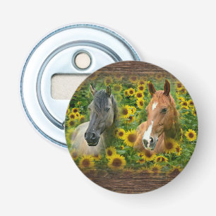 Mooie paarden op het gebied van zonnebloemen button flesopener