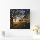 Mooie paardenpestboom en kousenboom vierkante klok (Huis)