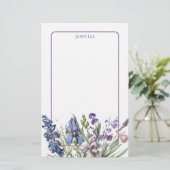 Mooie Paarse bloemen en Paarse Lijst Briefpapier (Staand voorkant)