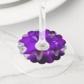 Mooie paarse iris wijnglaslabel (Dichtbij)