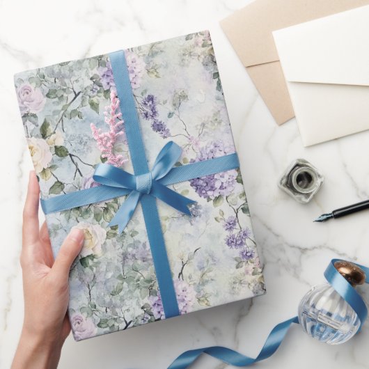 Mooie Paarse Lavendel Witte Rozen Bloemige Trouwda Cadeaupapier (Geschenken)