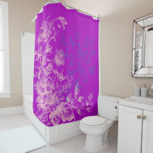 Mooie Paarse wilde bloemen en vlinders