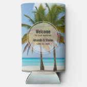 Mooie palmbomen op een tropisch strand bruiloft seltzer blikjeskoeler (Achterkant)