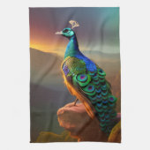 Mooie Peacock is verheugd over de dag Theedoek (Verticaal)