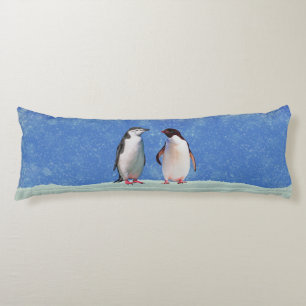 Mooie Penguin Couple op Sky Blue Lichaamskussen