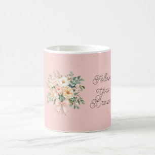 Mooie perzik blozend roze bloemboog   koffiemok