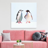 Mooie pinguïn koppel op licht periwinkleblauw canvas afdruk (Insitu (Woonkamer))
