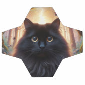 Mooie pluizige zwarte kat met gouden ogen voetbal (Enkel)