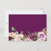Mooie Plum Paars Floral Wedding RSVP Kaart (Achterkant)