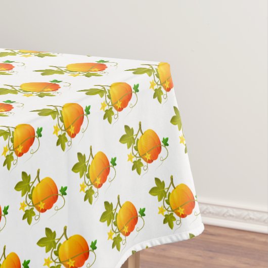 Mooie pompoenen op wit tafelkleed (Voorbeeld)