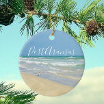 Mooie Port Aransas Beach Keramisch Ornament<br><div class="desc">Mooie strandfoto van de serene schoonheid van de haven van Aransas aan de kust. Een  sandpiper staat aan de rand van het mooie blauwe groene water dat op een zonnige zonnige dag over de kalme oceaan kijkt. Perfect geschenk voor kerstcadeautjes voor mensen die van deze mooie Texas strandstad houden.</div>