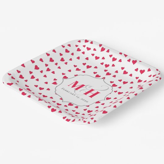 Mooie Rode Hart Monogram Op Maat Papieren Bordje (Gebogen)