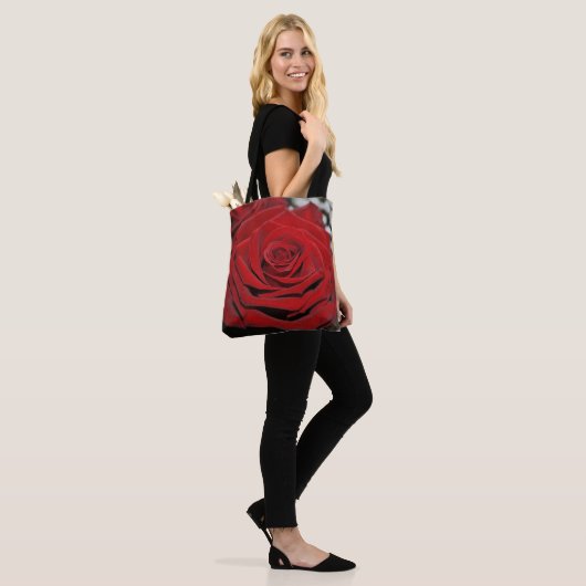 Mooie rode rozen tote bag (Op model)