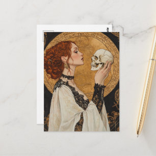Mooie roodharige godin vrouw met een schedel briefkaart