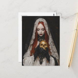 Mooie roodharige vrouw met een gouden schedel briefkaart