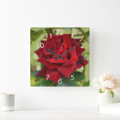 Mooie roodroze wandklok (Huis)