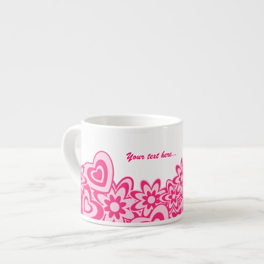 Mooie roze bloemen en harten met een naam espresso kop (Links)