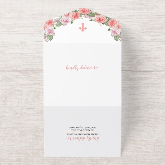 Mooie Roze Bloemen Trinity Kruis Meisje Doop All In One Uitnodiging (Buiten)
