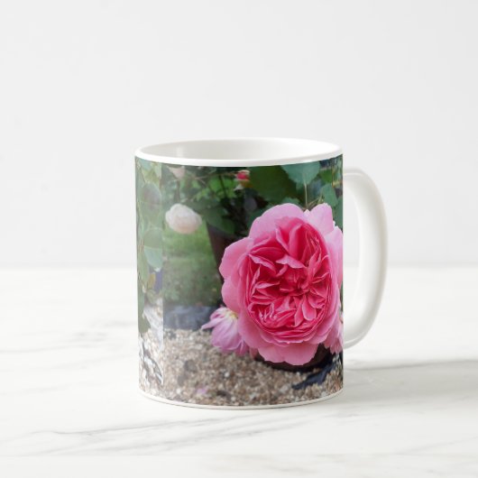 Mooie Roze Country Roos Bloementuin Mok (Voorkant rechts)